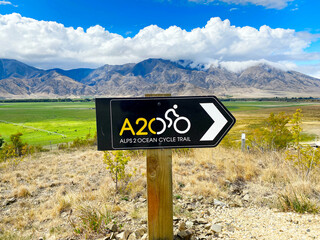 A2O ALPS TO OCEAN CYCLE TRAIL around Otago area
mountains in New Zealand