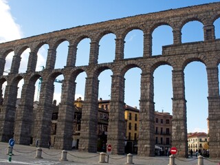 To the north of Madrid lies the absolutely picturesque city of Segovia, Spain. It makes the perfect day trip from Madrid to wander its quaint streets and admire its incredible Roman aqueduct