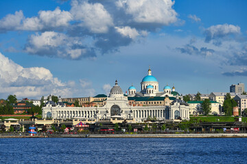 Fototapeta na wymiar Kazan river cityscape with Farmers Palace