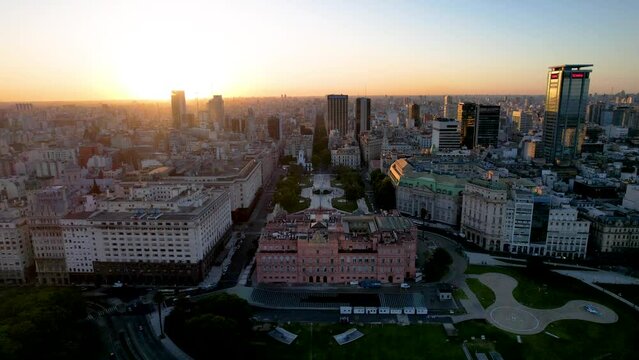 Beautiful aerial footage of Plaza de Mayo, the Casa Rosada Presidents house, in Puerto Madero. Buenos Aires, Argentina. 