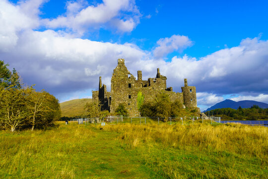 Kilchurn Castle at the northeastern end of Loch Awe