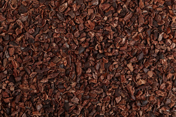 Crunchy pieces of peeled, crushed and lightly roasted cocoa beans with pleasant chocolate...