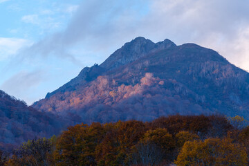 雨飾山の夕暮れ