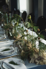 wedding table setting invitations