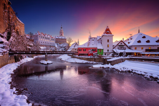 Cesky Krumlov, Czech Republic. Cityscape image of Cesky Krumlov, Czech Republic at beautiful cold winter sunrise.