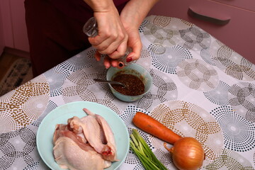 Preparing chicken marinade