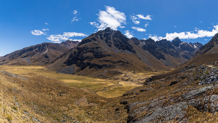 Obraz premium View of the Andes Mountains in the Ancash region.