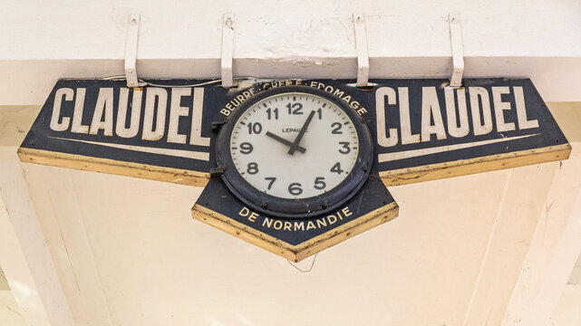 Claudel de Normandie Clock at Antique Market in Cannes France