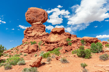 Fototapeta na wymiar Balanced Rock in Arches National Park in Utah