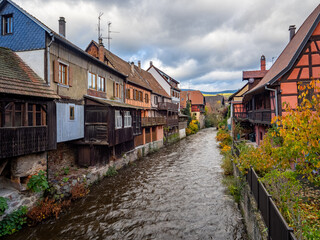 Fototapeta na wymiar Beautiful city of Kayserberg in Alsace, France