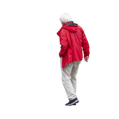 Homme senior  vu de dos, il marche tranquillement, il a les cheveux blancs et un anorak rouge,...