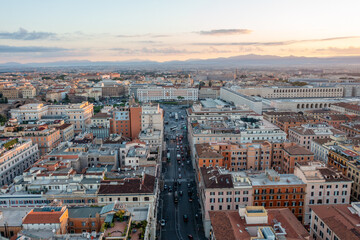 Obraz premium Aerial View of Rome Italy Looking East With the Roma Termini Train Station at Sunrise