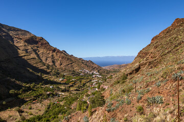Fototapeta na wymiar Panoramic View Into The Valley