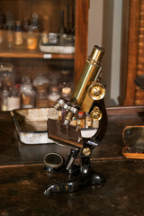 instrument device monument old scientific aid science tool camer