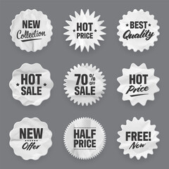 Obraz premium Crumpled paper price tags. Special offer or shopping discount label. Retail paper sticker with cardboard texture. Promotional sale badge. Vector illustration