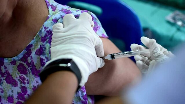 corona virus vaccine arm injection syringe needle medical covid-19 treatment HD 4k