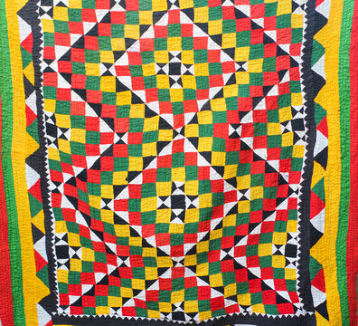Handmade rilli in sindh Pakistan quilt rillee 