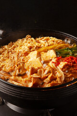 ラーメン入りキムチ鍋