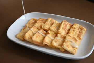 Bread dipped in eggs, easy food, saves time