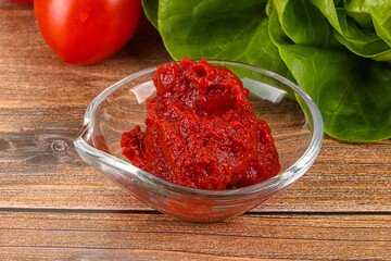 Tomato puree sauce for cooking