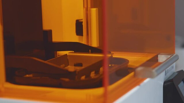 Dental additive technologies. Manufacturing of 3D dental models of prosthesis for medical treatment in stomatology clinic. Advancement. Odontology.