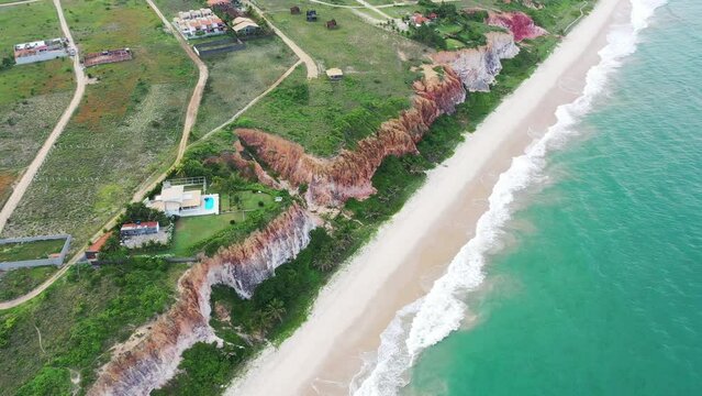 Praia Bela No litoral Sul da Paraiba com Drone Visto de cima em 4k - Nordeste - Brasil - Pitimbu