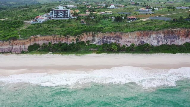 Praia Bela No litoral Sul da Paraiba com Drone Visto de cima em 4k - Nordeste - Brasil - Pitimbu