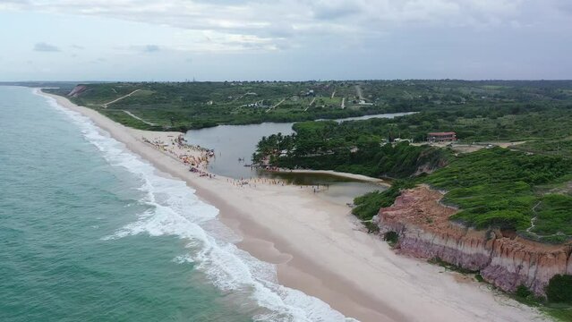 Praia Bela No litoral Sul da Paraiba com Drone Visto de cima em 4k - Nordeste - Brasil - Pitimbu