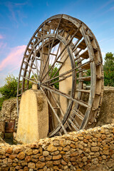 Photograph of the Miguelico Nuñez irrigation wheel in the Blanca orchard in the Ricote Valley, Murcia