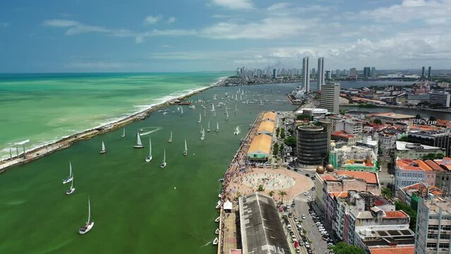 Marco Zero do Recife na Regata Recife Fernando de Noronha Visto de Cima com Drone 4k - Pernambuco - Nordeste - Brasil