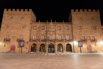 Fototapeta premium GIJÓN DETALLES DE LA CIUDAD 2024 ASTURIAS SPAIN TOURISM TURISMO GIJÓN PHOTOS WITH DETAILS OF THE CITY SPAIN 