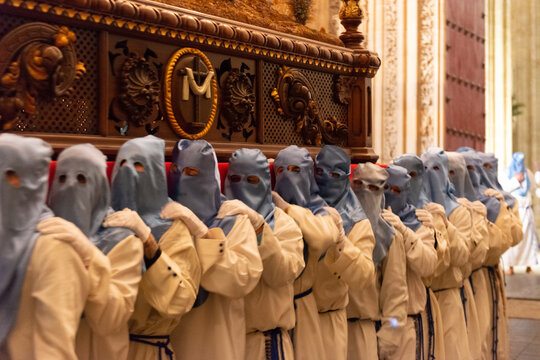 procesi&oacute;n lunes santo 2023 salamanca ILUSTRE COFRAD&Iacute;A DE LA SANTA CRUZ DEL REDENTOR Y DE LA PUR&Iacute;SIMA CONCEPCI&Oacute;N DE LA VIRGEN, SU MADRE (VERA CRUZ)