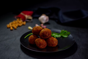 Falafel (Food Styling)
