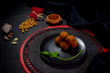 Falafel (Food Styling)