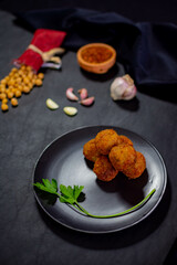 Falafel (Food Styling)