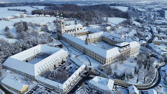 Stift Sankt Florian an einem Wintertag