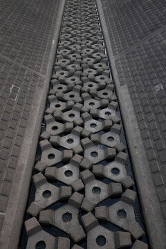 the riverbed structures to reduce stream