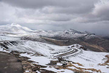The beautiful views of road from Tanglang La to Leh