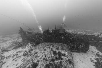 Relitto di aereo Grumman TBF Avenger, con sub affondato nel golfo dell'asinara, Sardegna