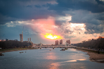 best view london albert bridge