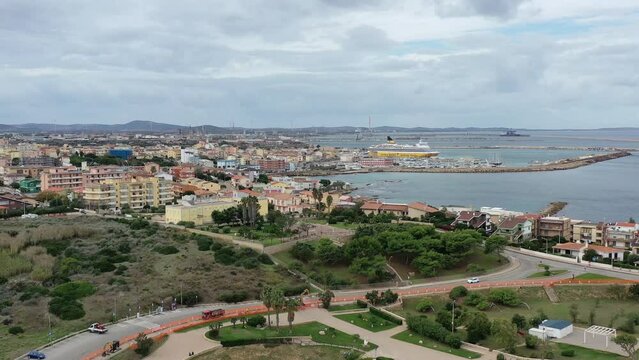 Porto Torres en Sardaigne (Italie)