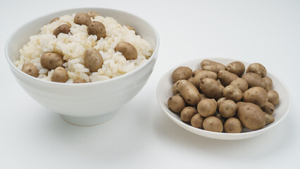 日本の食事｜むかごご飯　イメージ