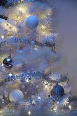 Obraz na płótnie Canvas Close-up of a Christmas decoration with balls, decorations on a Christmas tree,