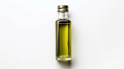 Petite bouteille d'huile d'olive, de colza sur fond blanc. Petit flacon en verre et bouchon en métal. Nourriture, oméga, sain. Pour conception et création graphique. - obrazy, fototapety, plakaty