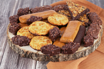 Cookies and chocolate - 689783164