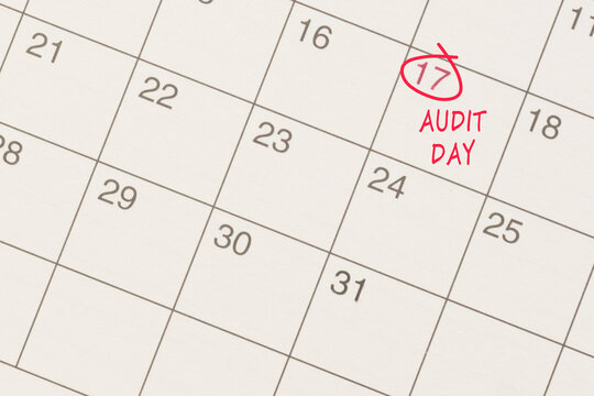 Red circle mark on the calendar at 17 for reminder of Audit Day.