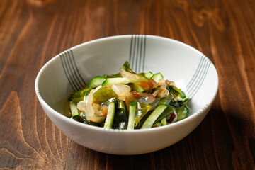 クラゲときゅうりの酢の物 