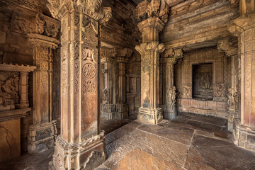 he Khajuraho Group of Monuments are a group of Hindu and Jain temples in Chhatarpur district,...
