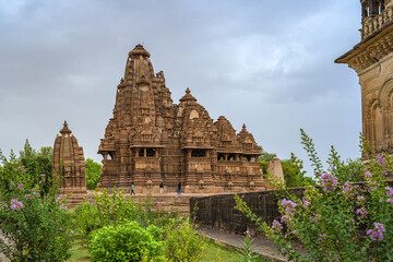 Fototapeta na wymiar he Khajuraho Group of Monuments are a group of Hindu and Jain temples in Chhatarpur district, Madhya Pradesh, India. its an a UNESCO World Heritage Site.