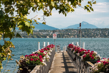 Jetée sur le lac de Genève, Bellevue